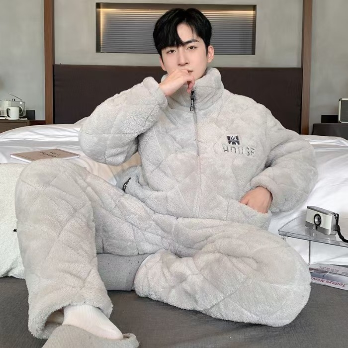 91家纺网 家纺一手货源 找家纺 （总）洛兰沙家居馆 2025新款现货男士睡衣冬季珊瑚绒拉链三层夹棉加厚加绒套装秋冬款