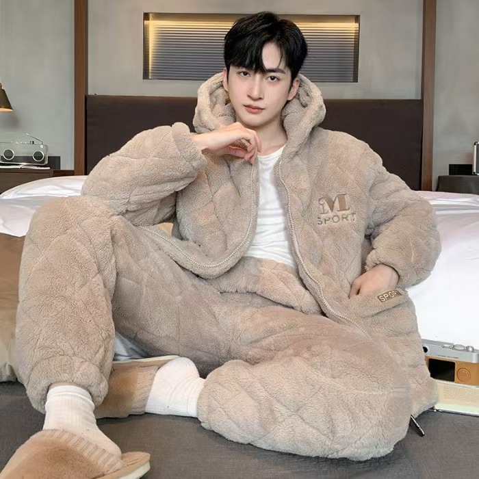 91家纺网 家纺一手货源 找家纺 （总）洛兰沙家居馆 2025新款现货男士睡衣冬季珊瑚绒拉链三层夹棉加厚加绒套装秋冬款