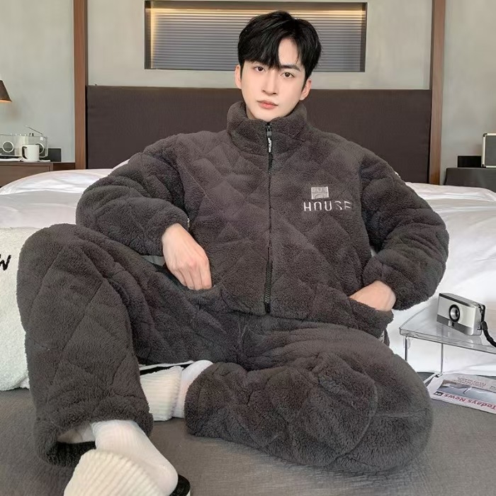 91家纺网 家纺一手货源 找家纺 （总）洛兰沙家居馆 2025新款现货男士睡衣冬季珊瑚绒拉链三层夹棉加厚加绒套装秋冬款