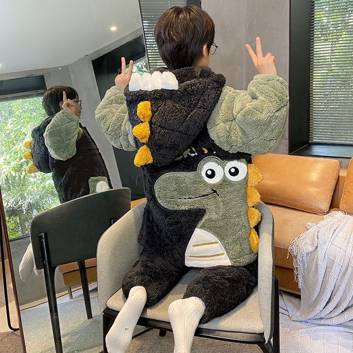 91家纺网 家纺一手货源 找家纺 （总）洛兰沙家居馆 2025新款蜡笔小新儿童睡衣男童秋冬季加厚款男孩珊瑚绒三层夹棉冬款家居服