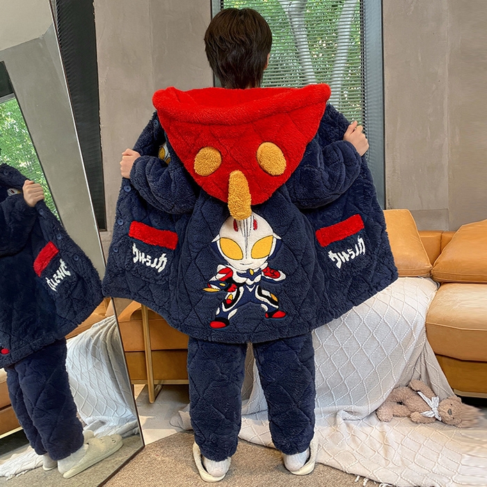 91家纺网 家纺一手货源 找家纺 （总）洛兰沙家居馆 2025新款蜡笔小新儿童睡衣男童秋冬季加厚款男孩珊瑚绒三层夹棉冬款家居服