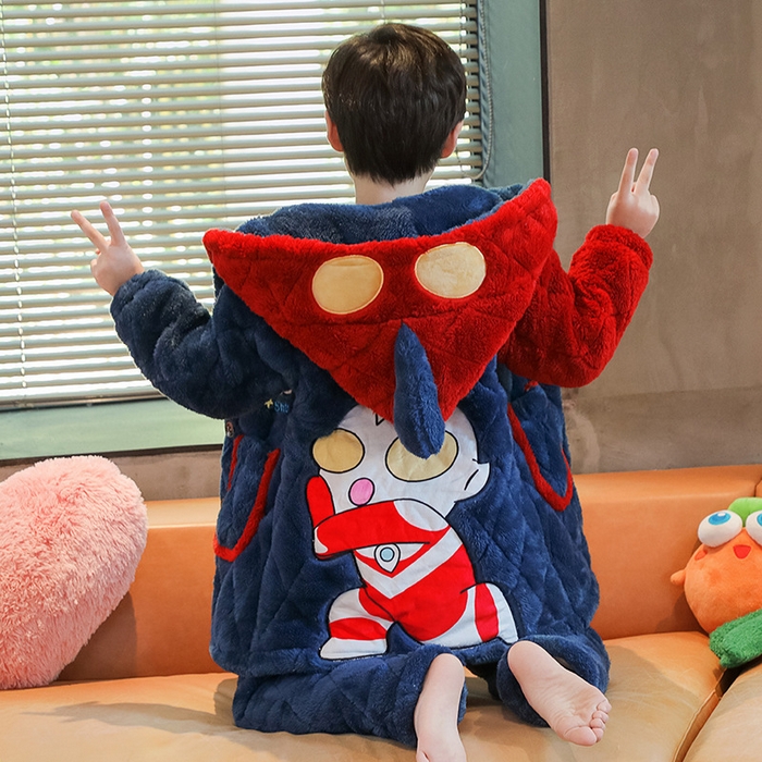 91家纺网 家纺一手货源 找家纺 （总）洛兰沙家居馆 2025新款蜡笔小新儿童睡衣男童秋冬季加厚款男孩珊瑚绒三层夹棉冬款家居服