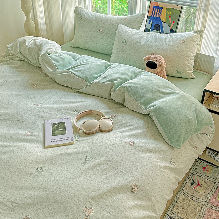 91家纺网 家纺一手货源 找家纺 梦洋家纺 2025新款全棉牛奶绒高克重保暖被套 海洋之心-绿