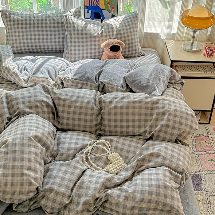 91家纺网 家纺一手货源 找家纺 梦洋家纺 2025新款全棉牛奶绒高克重保暖被套 若幕-灰