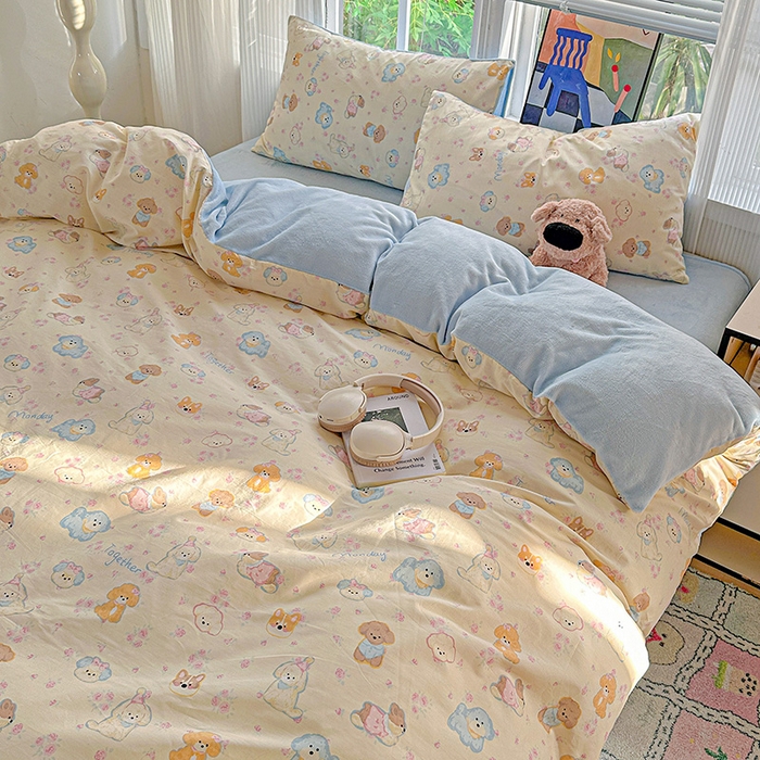 91家纺网 家纺一手货源 找家纺 梦洋家纺 2025新款全棉牛奶绒高克重保暖被套 狗狗家族