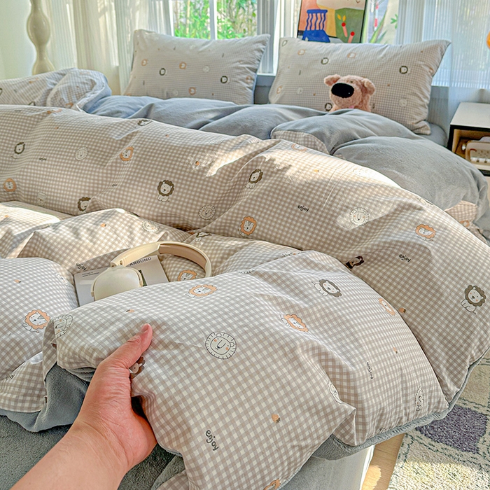 91家纺网 家纺一手货源 找家纺 梦洋家纺 2025新款全棉牛奶绒高克重保暖被套 麦克狮