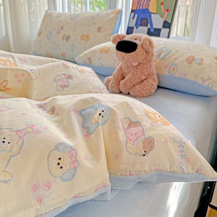 91家纺网 家纺一手货源 找家纺 梦洋家纺 2025新款全棉牛奶绒高克重保暖被套 狗狗家族