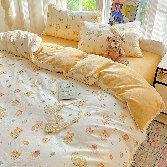 91家纺网 家纺一手货源 找家纺 梦洋家纺 2025新款全棉牛奶绒高克重保暖被套 围裙小熊