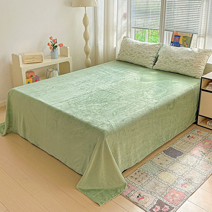 91家纺网 家纺一手货源 找家纺 梦洋家纺 2025新款全棉牛奶绒高克重保暖被套 忘忧草