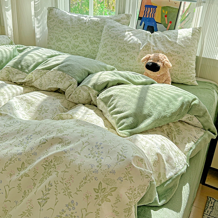 91家纺网 家纺一手货源 找家纺 梦洋家纺 2025新款全棉牛奶绒高克重保暖被套 忘忧草