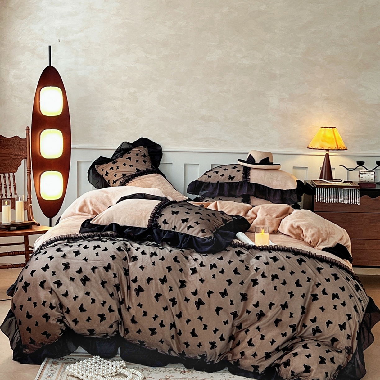 91家纺网 家纺一手货源 找家纺 韩秀家纺 2025新款法式加厚牛奶绒莫奈花园床裙四件套 莫奈花园-咖