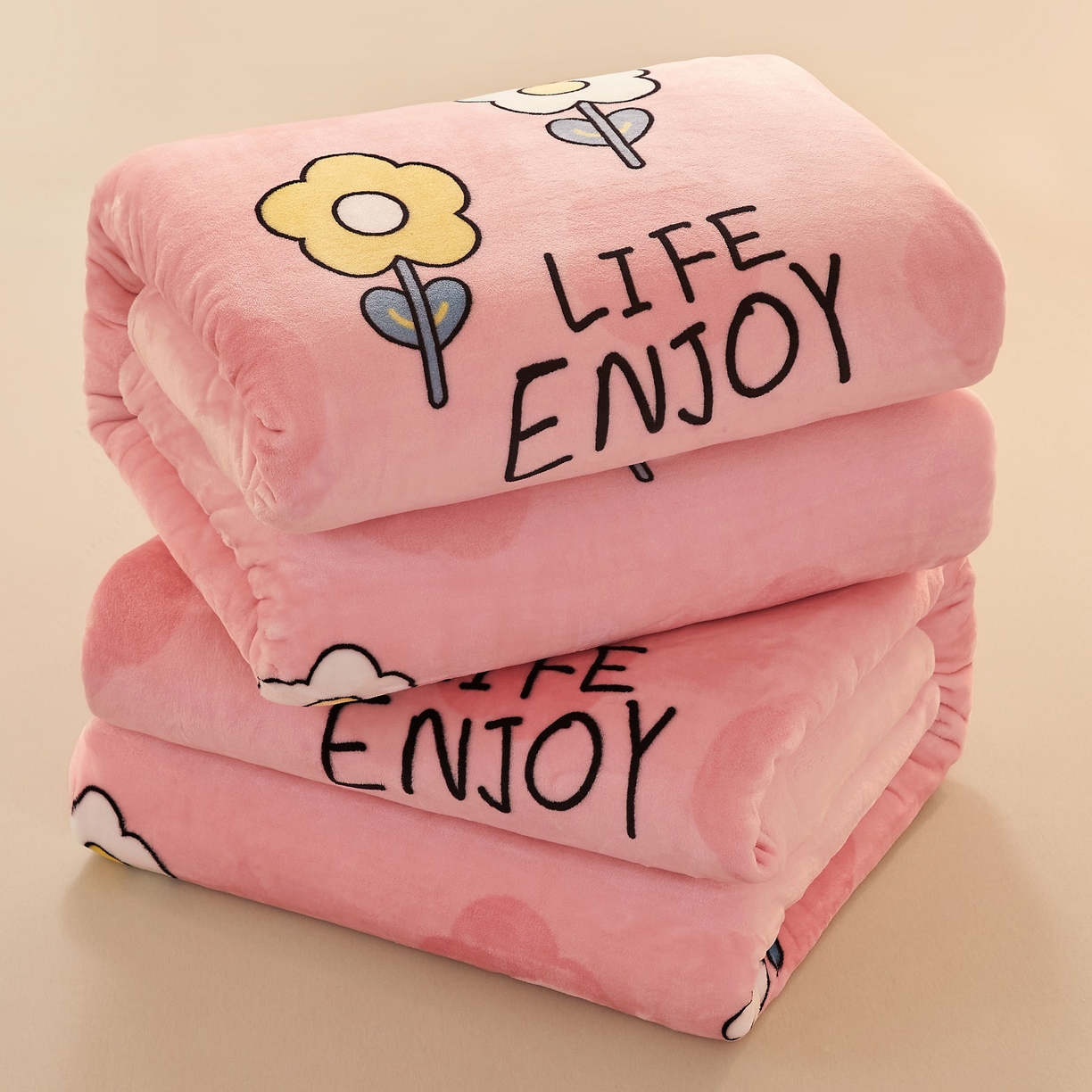 91家纺网 家纺一手货源 找家纺 益利多 2025新款牛奶绒毛毯午睡毯空调毯子珊瑚绒毛毯200克毯子可压缩跨境 缤纷花季