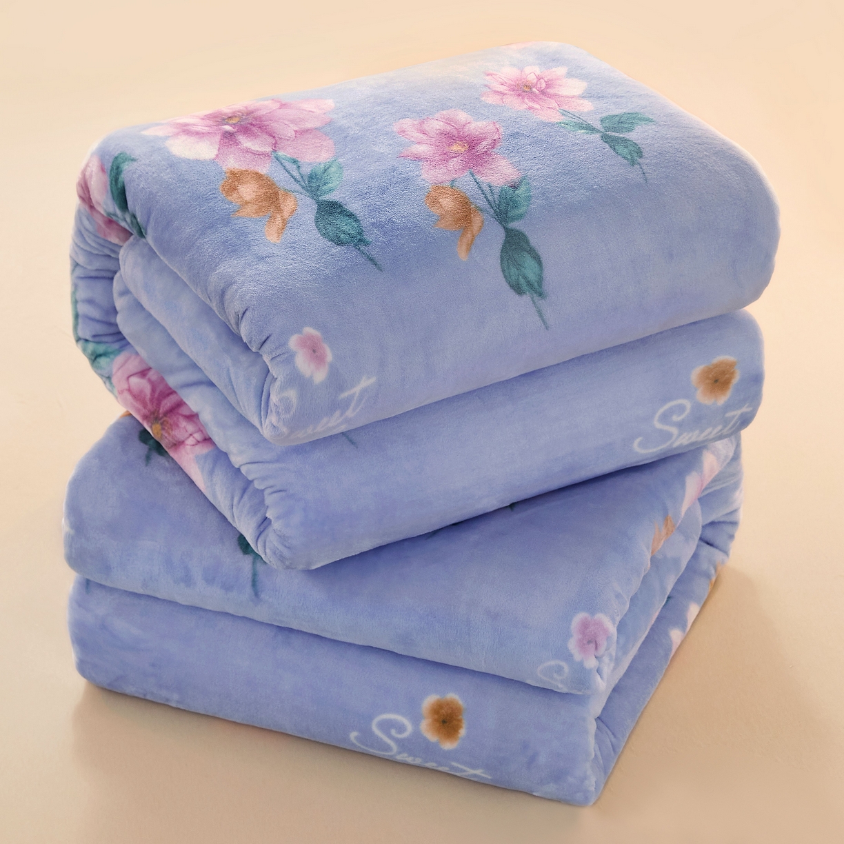 91家纺网 家纺一手货源 找家纺 益利多 2025新款牛奶绒毛毯午睡毯空调毯子珊瑚绒毛毯200克毯子可压缩跨境 浪漫花园