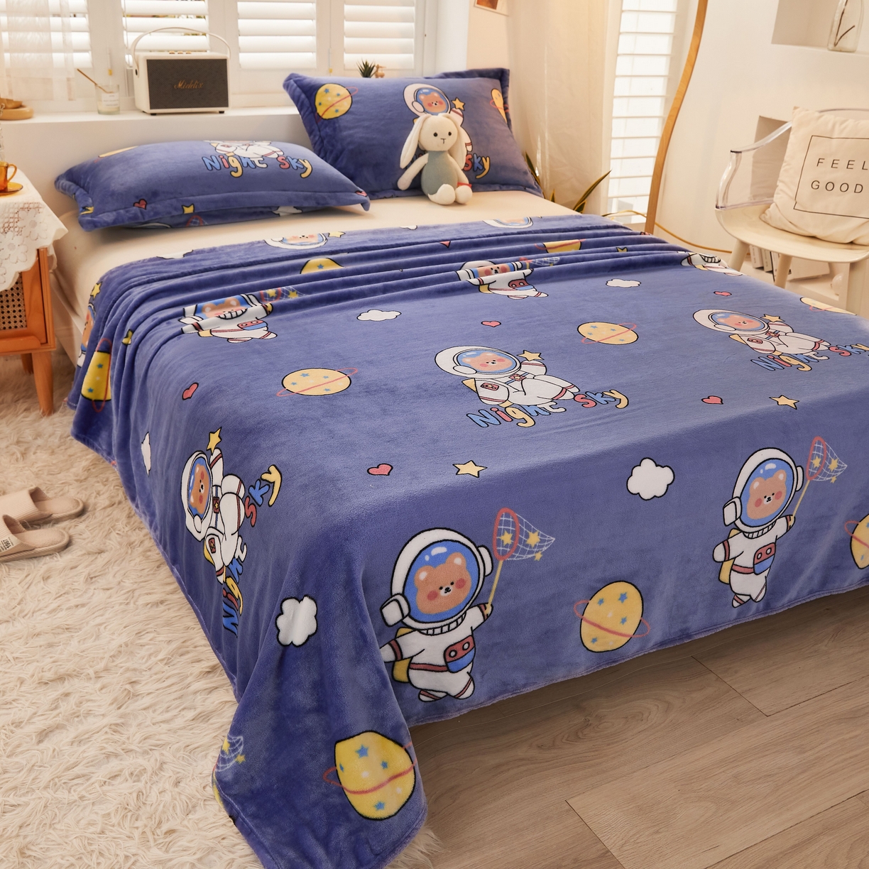 91家纺网 家纺一手货源 找家纺 益利多 2025新款牛奶绒毛毯午睡毯空调毯子珊瑚绒毛毯200克毯子可压缩跨境 太空熊