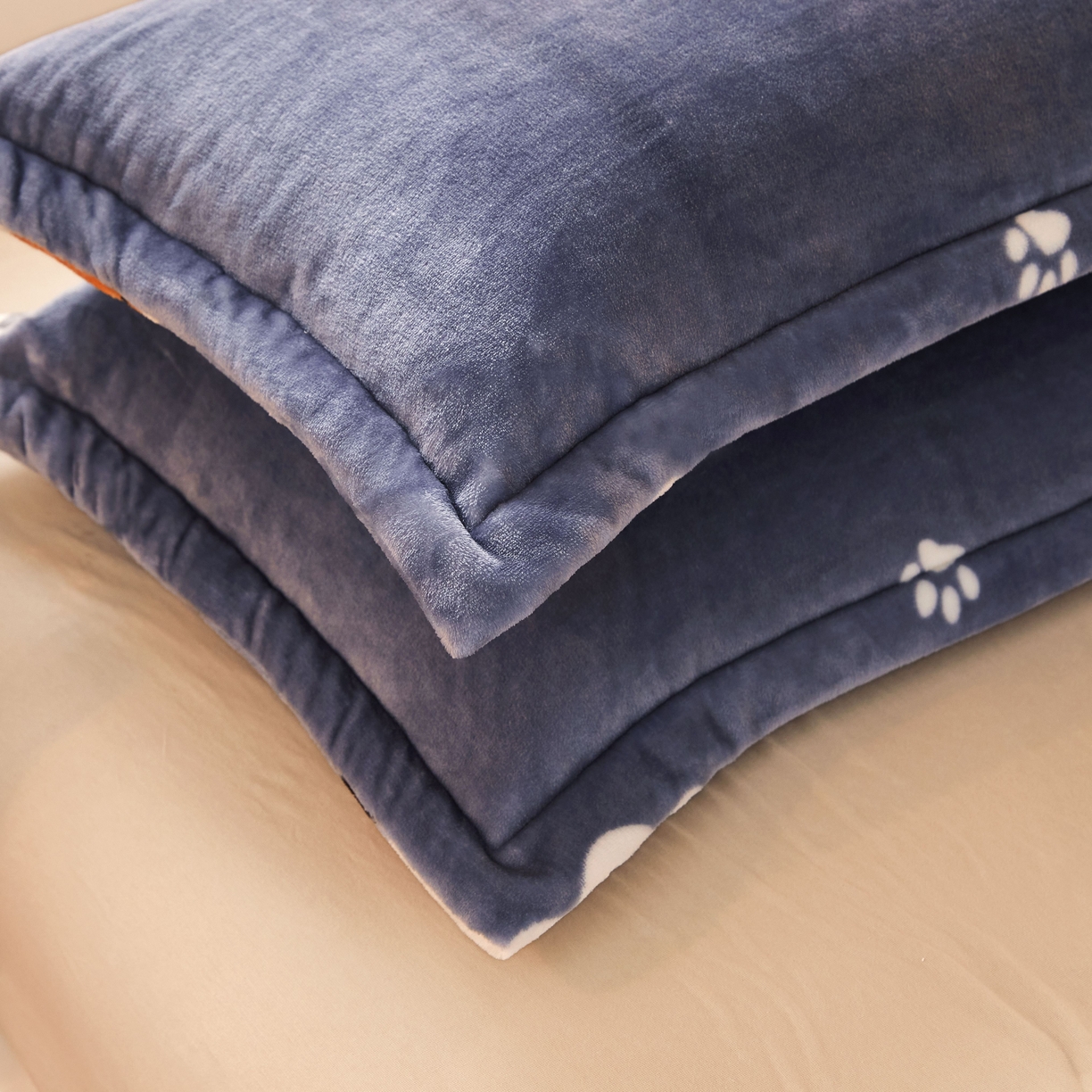 91家纺网 家纺一手货源 找家纺 益利多 2025新款牛奶绒毛毯午睡毯空调毯子珊瑚绒毛毯200克毯子可压缩跨境 汪汪队