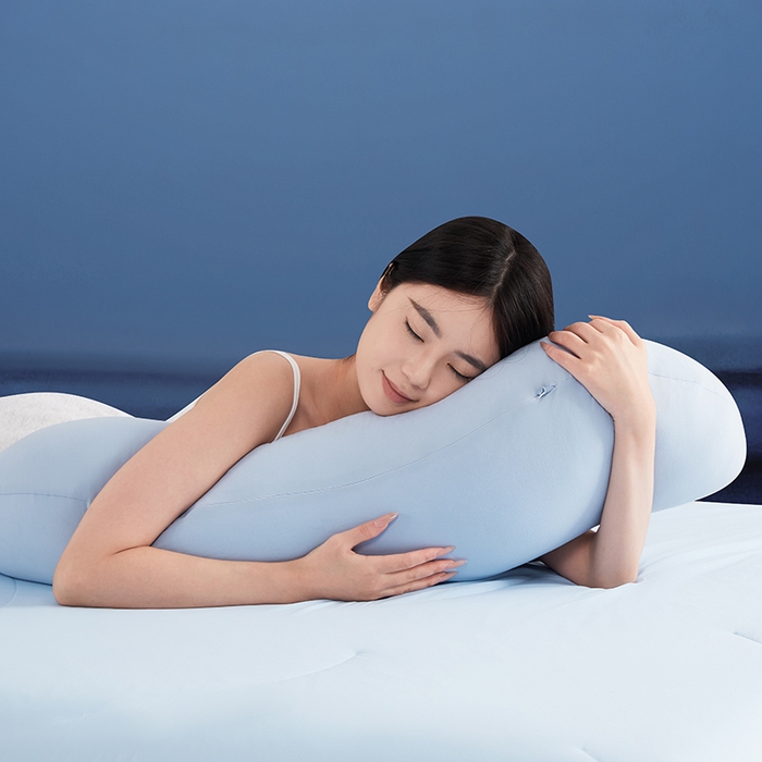 91家纺网 家纺一手货源 找家纺 （总）纳斯顿家纺 2025新款独特豌豆荚枕型深睡抱枕