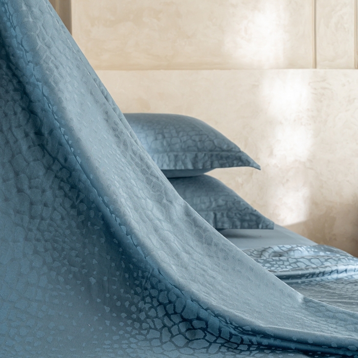 91家纺网 家纺一手货源 找家纺 莱豫家纺 2025新款100支长绒棉纯棉提花磨毛四件套 富士山战舰蓝