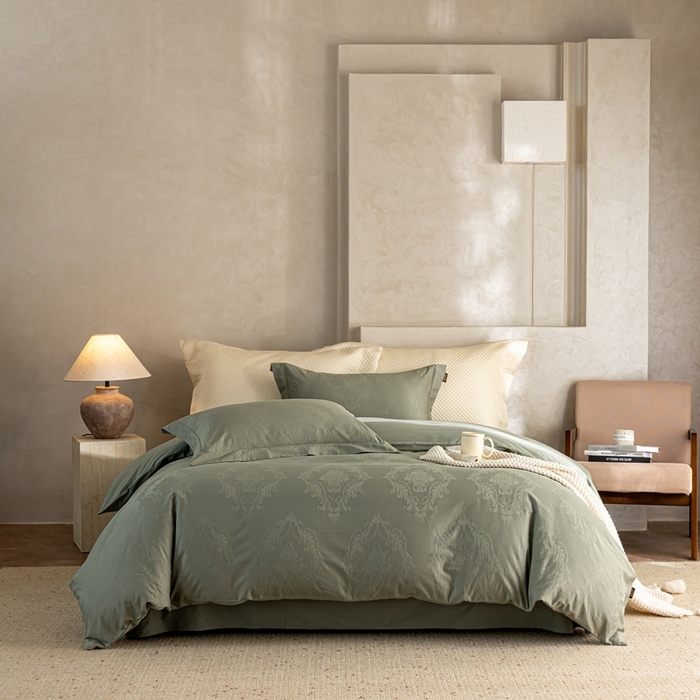 91家纺网 家纺一手货源 找家纺 莱豫家纺 2025新款100支长绒棉纯棉提花磨毛四件套 托卡庄园柳烟绿