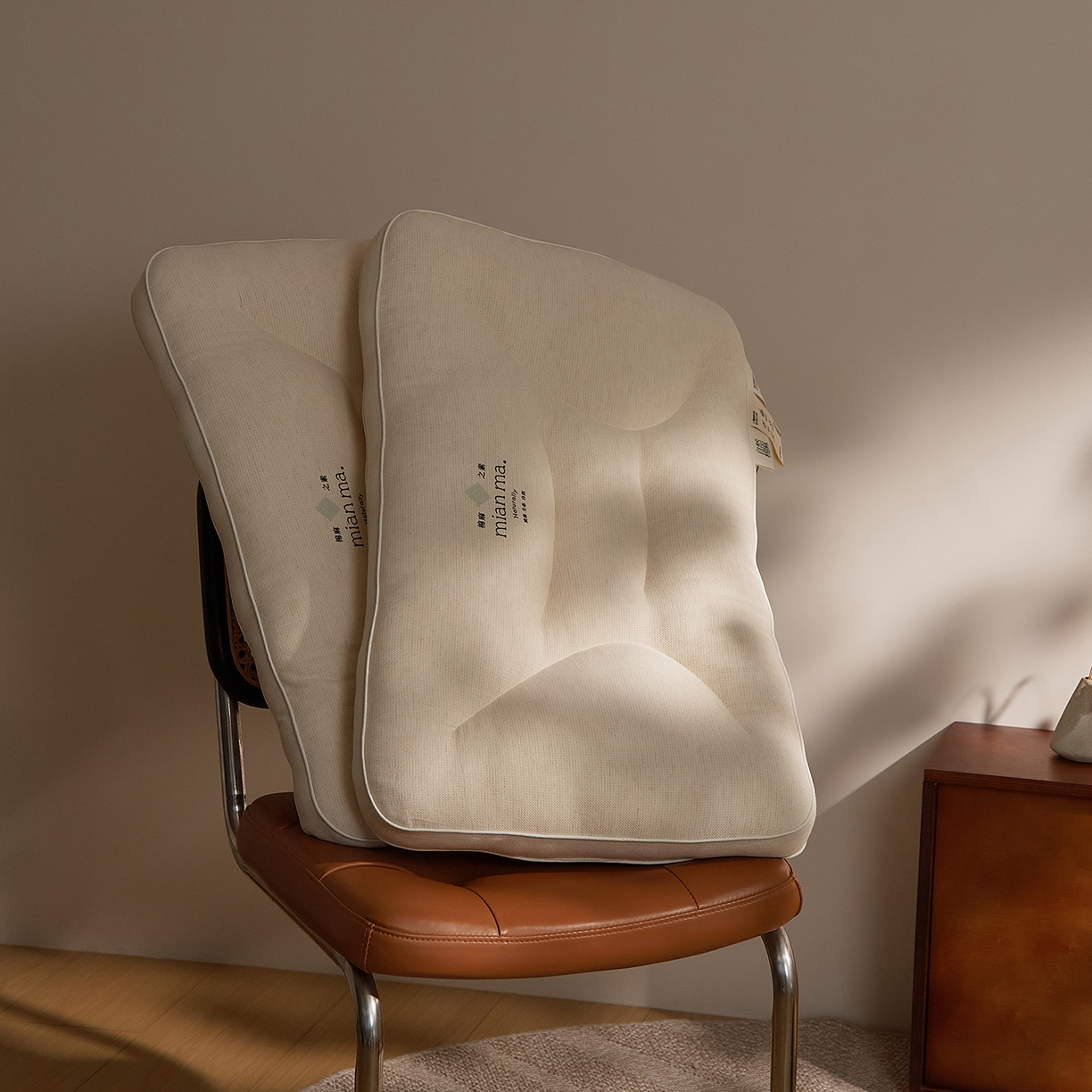 91家纺网 家纺一手货源 找家纺 （总）境月枕芯坊 2025新款棉麻舒悦护颈枕枕头枕芯