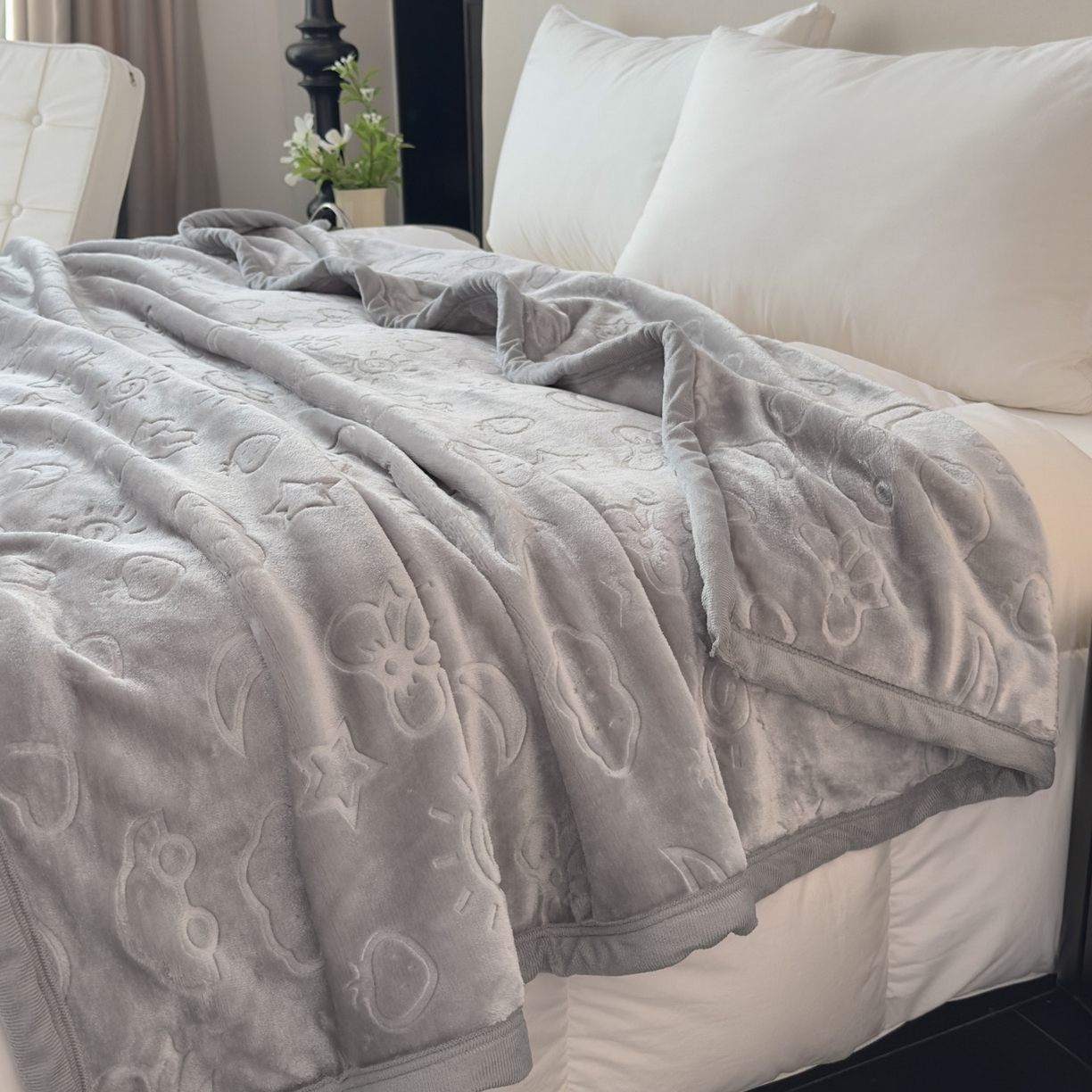 91家纺网 家纺一手货源 找家纺 爱彼家纺 2025冬季新款星星月岁云毯毛毯加厚暖绒毯子星星月岁系列一 星星月岁云毯浅灰