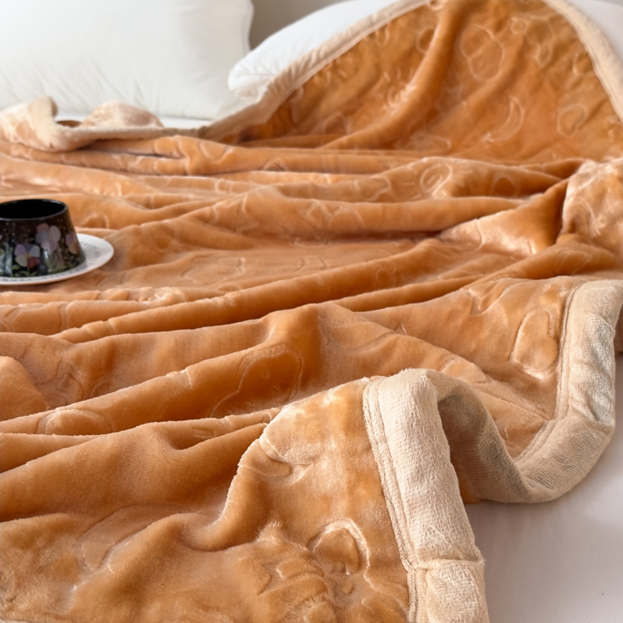 91家纺网 家纺一手货源 找家纺 爱彼家纺 2025冬季新款星星月岁云毯毛毯加厚暖绒毯子星星月岁系列一 星星月岁云毯浅咖