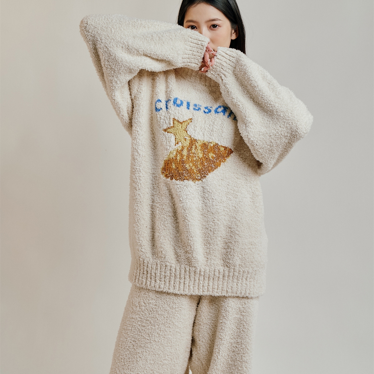 91家纺网 家纺一手货源 找家纺 暖绵绵家纺 2025新款软糯慵懒舒适半边绒家居服-点心系列（零售价不得低于173元） 点心系列-克瑞森