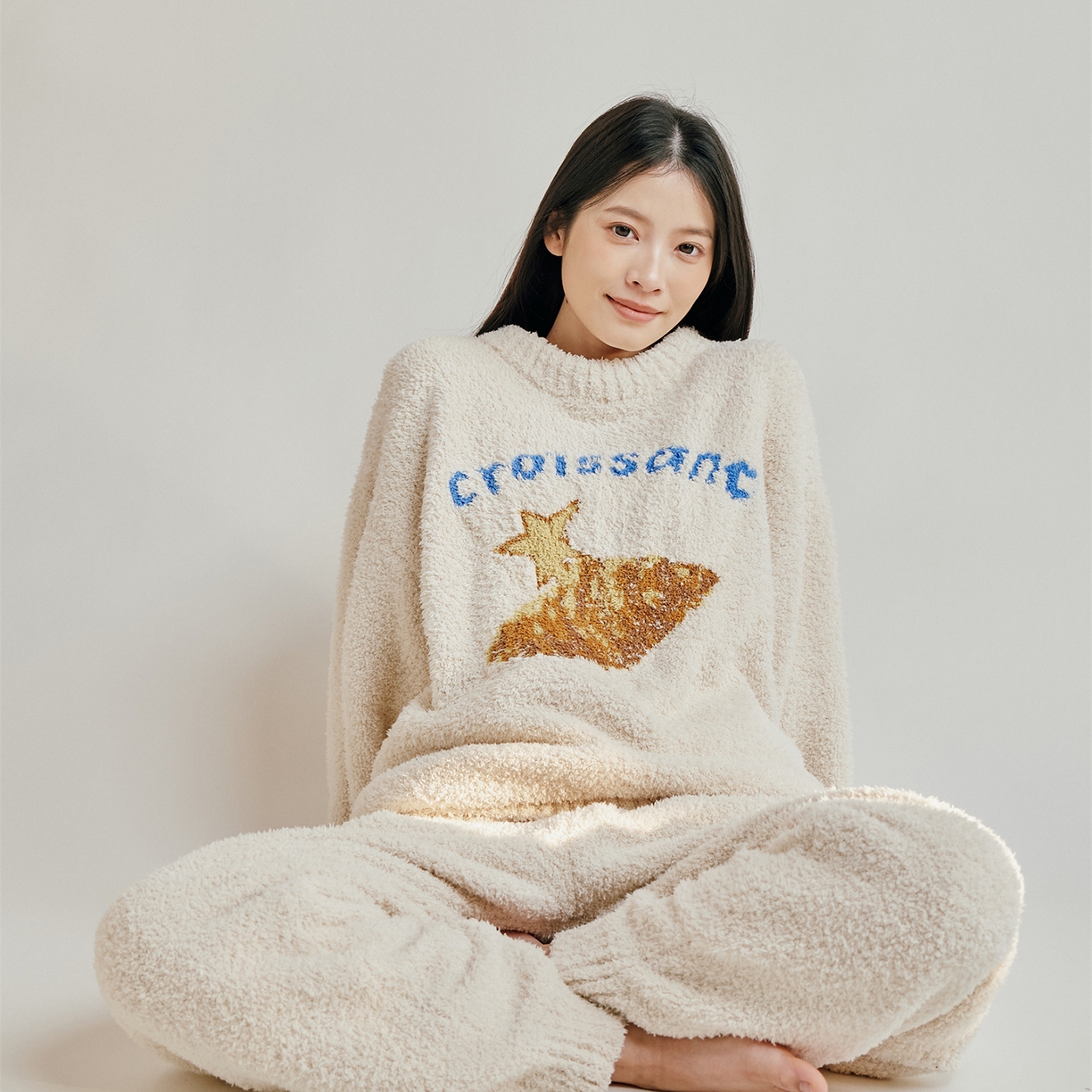 91家纺网 家纺一手货源 找家纺 暖绵绵家纺 2025新款软糯慵懒舒适半边绒家居服-点心系列（零售价不得低于173元） 点心系列-克瑞森