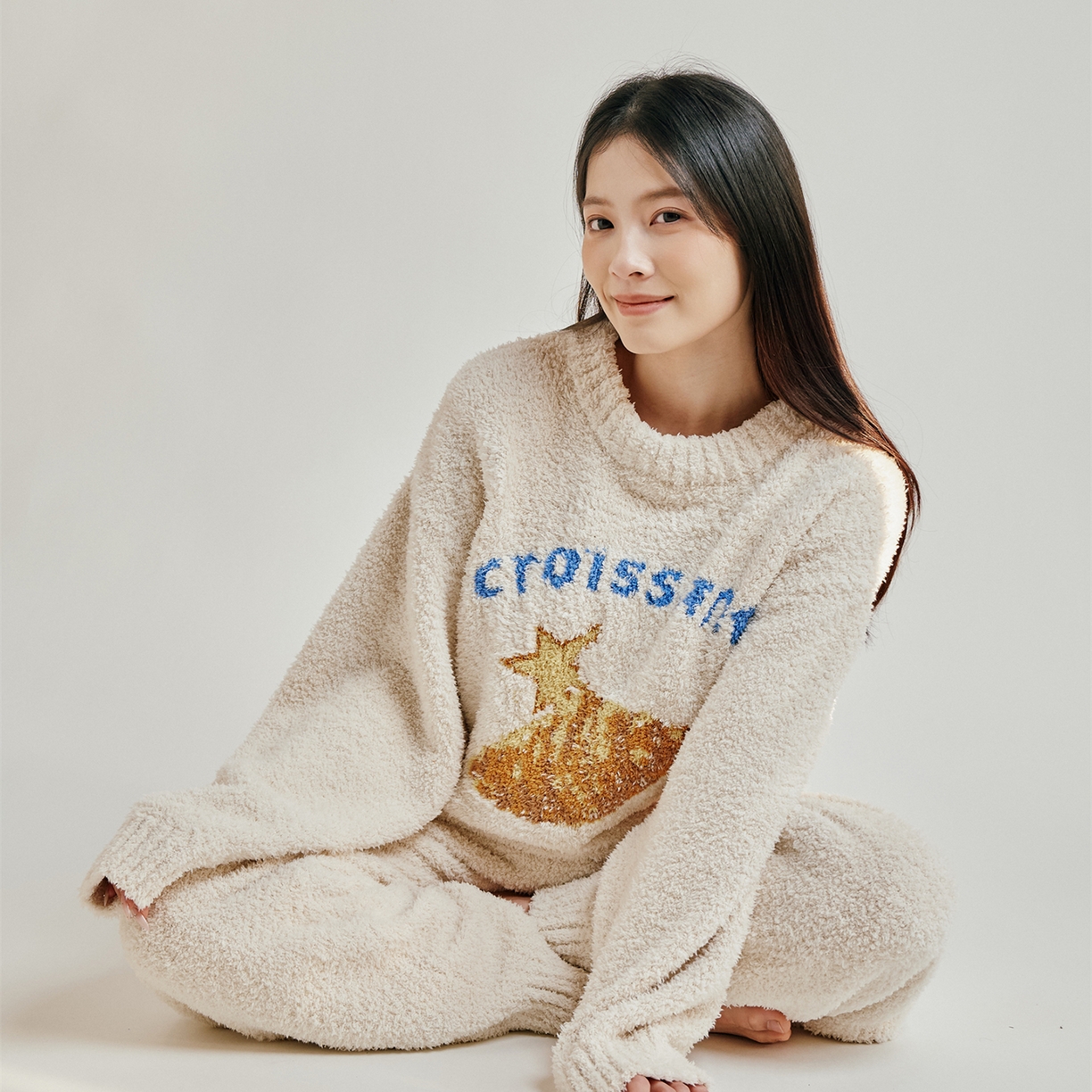 91家纺网 家纺一手货源 找家纺 暖绵绵家纺 2025新款软糯慵懒舒适半边绒家居服-点心系列（零售价不得低于173元） 点心系列-克瑞森