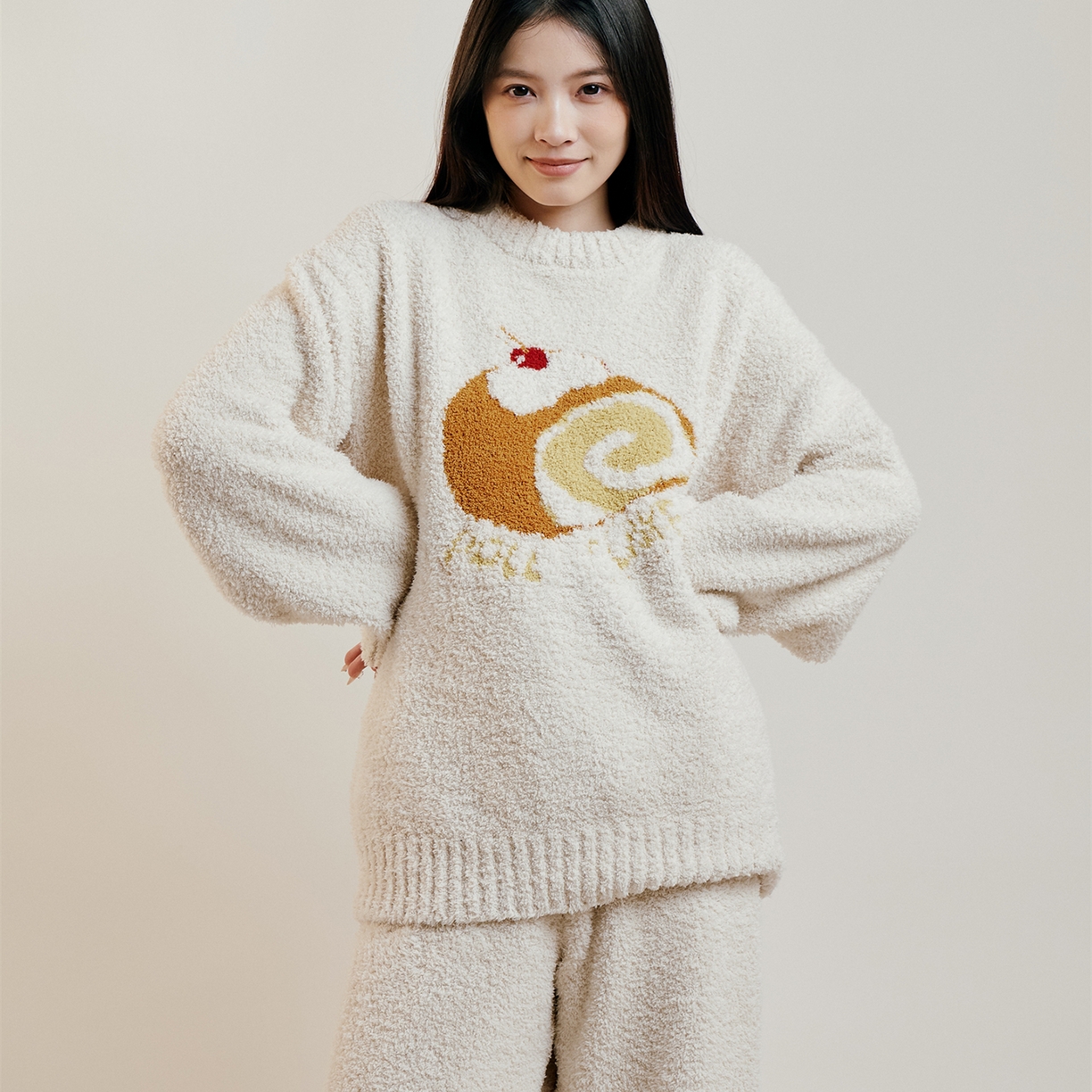 91家纺网 家纺一手货源 找家纺 暖绵绵家纺 2025新款软糯慵懒舒适半边绒家居服-点心系列（零售价不得低于173元） 点心系列-拉贝瑞