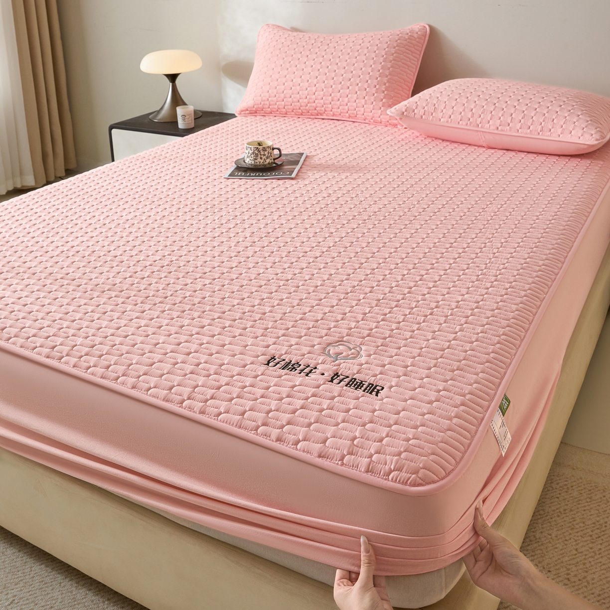 芬晴家纺 2025新款全棉棉花夹棉床笠系列-幻彩 幻彩-嫩粉