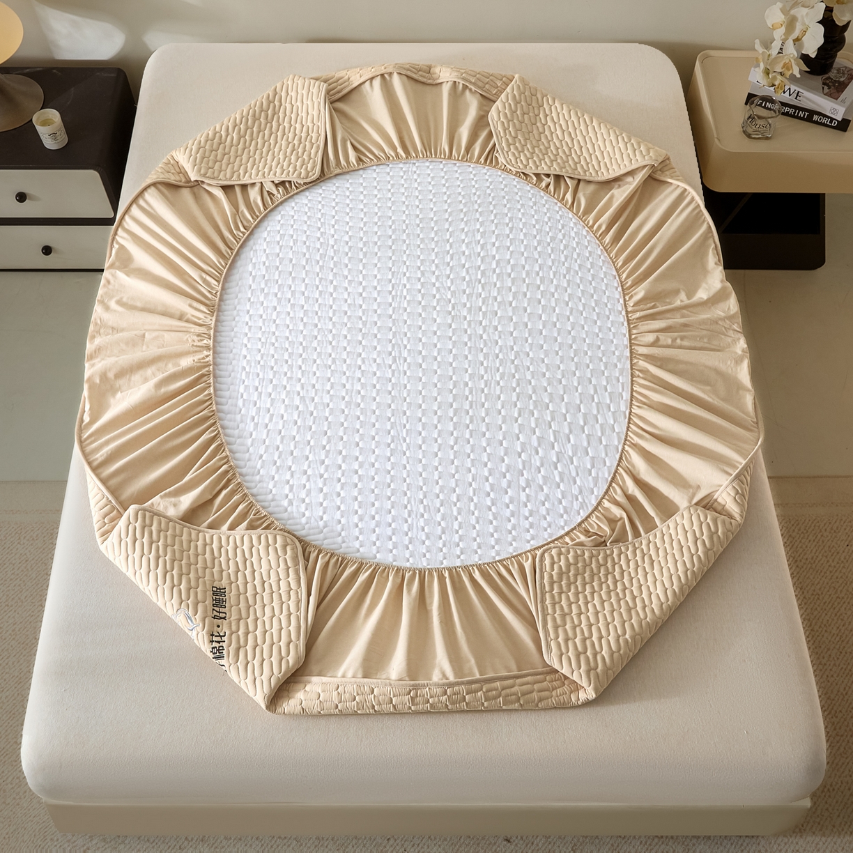 91家纺网 家纺一手货源 找家纺 芬晴家纺 2025新款全棉棉花夹棉床笠系列-幻彩 幻彩-浅卡