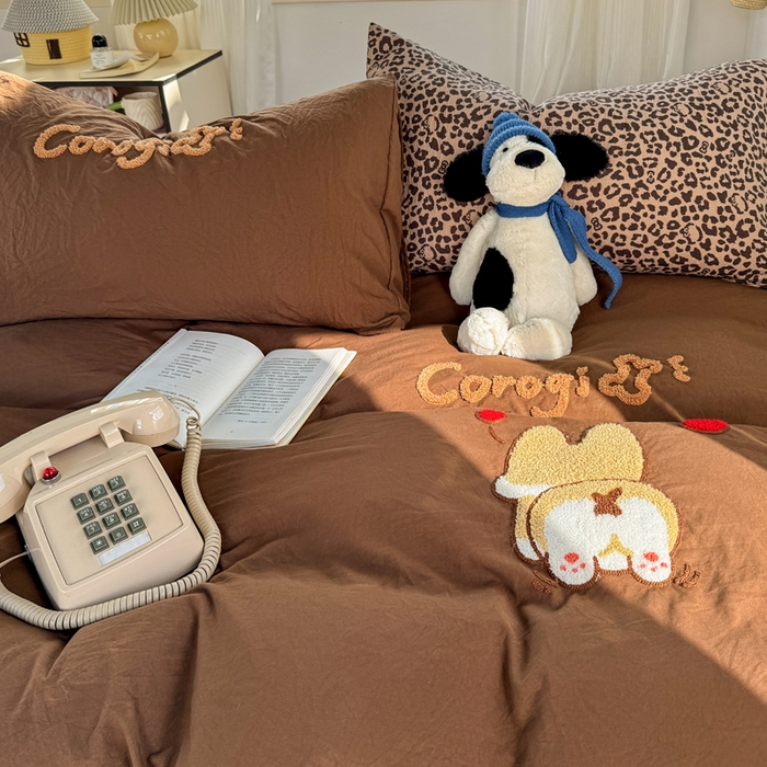 91家纺网 家纺一手货源 找家纺 优兰朵 2025新款水洗棉印花毛巾绣四件套 奶豹小狗