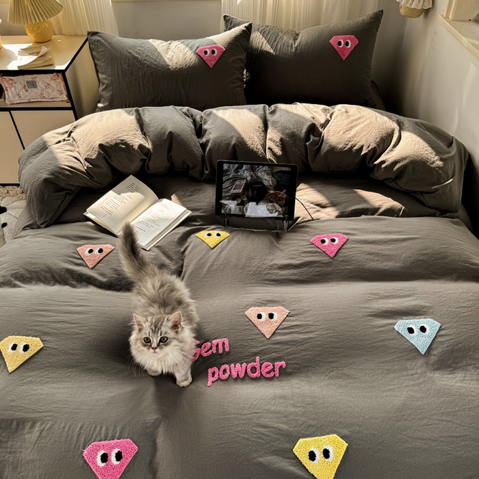 91家纺网 家纺一手货源 找家纺 优兰朵 2025新款水洗棉印花毛巾绣四件套 星星眼