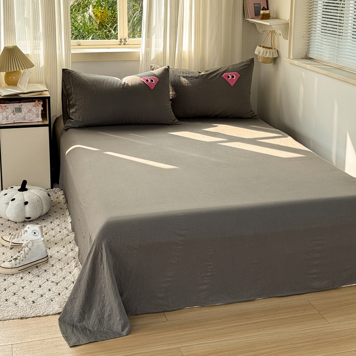 91家纺网 家纺一手货源 找家纺 优兰朵 2025新款水洗棉印花毛巾绣四件套 星星眼