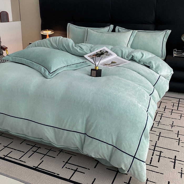 91家纺网 家纺一手货源 找家纺 卡诗兰 2025款高克重加厚牛奶绒十字绣四件套 钻石浅蓝