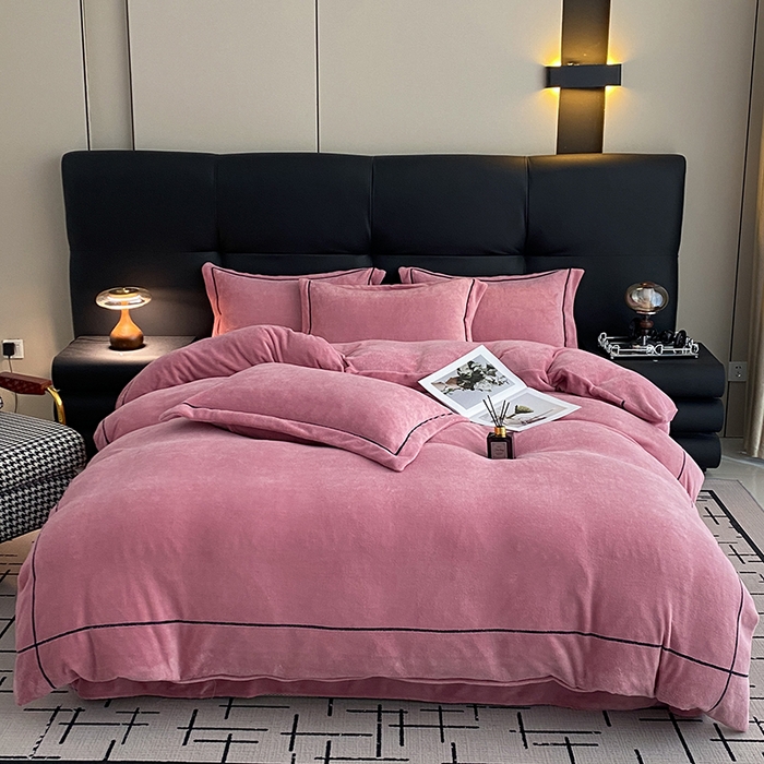 91家纺网 家纺一手货源 找家纺 卡诗兰 2025款高克重加厚牛奶绒十字绣四件套 芭提雅豆沙