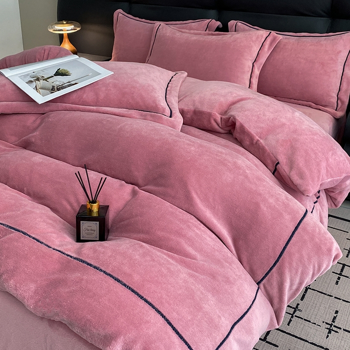 91家纺网 家纺一手货源 找家纺 卡诗兰 2025款高克重加厚牛奶绒十字绣四件套 芭提雅豆沙