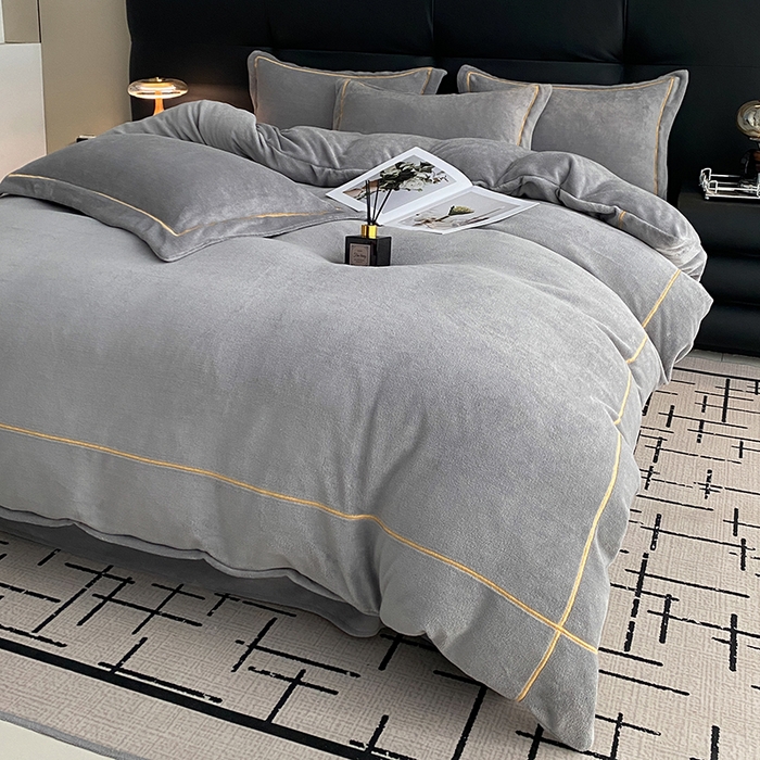 91家纺网 家纺一手货源 找家纺 卡诗兰 2025款高克重加厚牛奶绒十字绣四件套 钻石灰