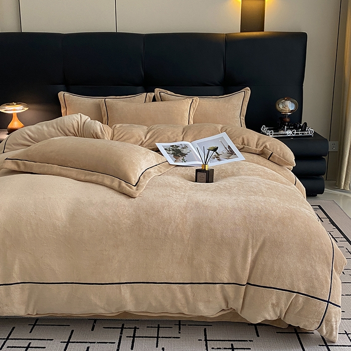 91家纺网 家纺一手货源 找家纺 卡诗兰 2025款高克重加厚牛奶绒十字绣四件套 钻石奶咖