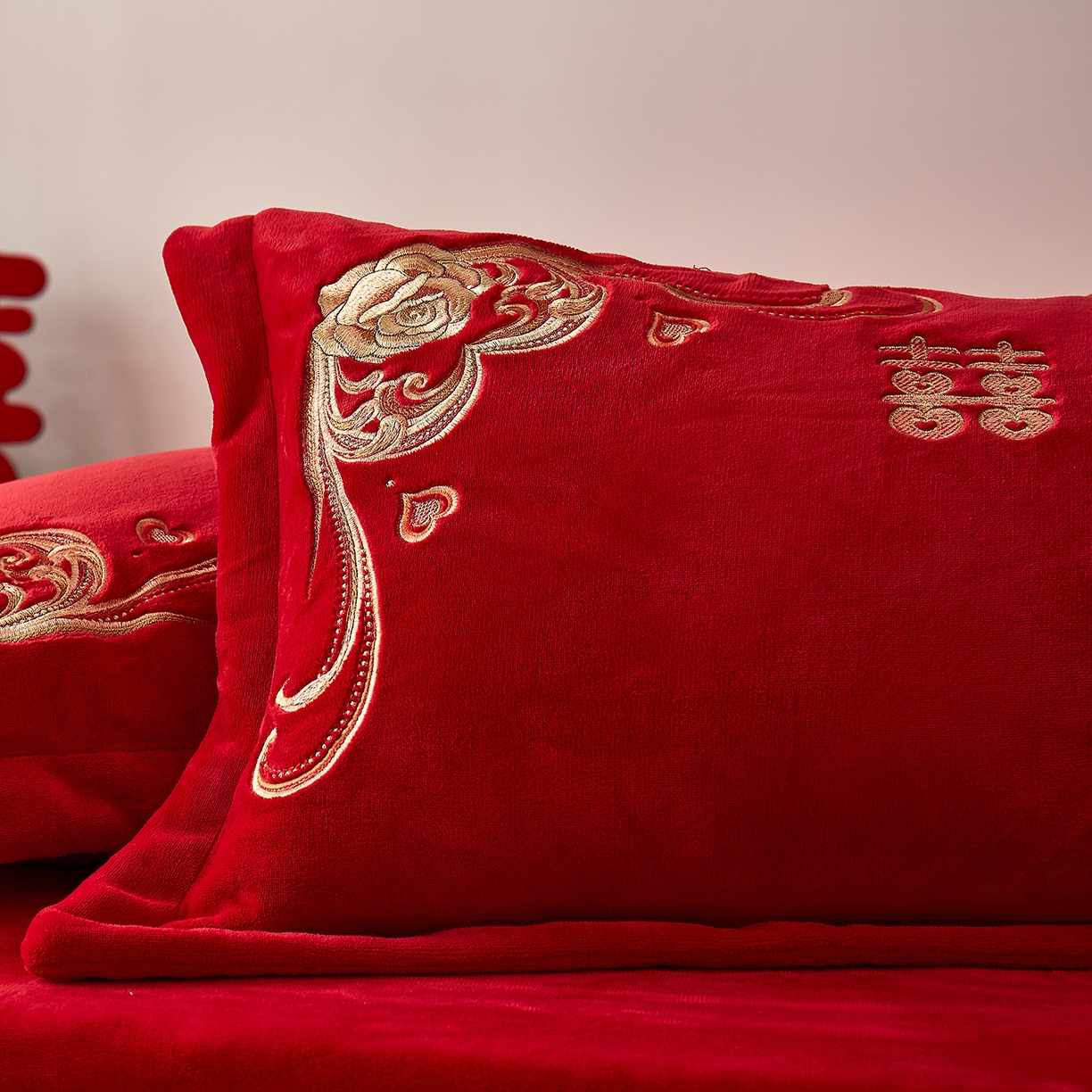 91家纺网 家纺一手货源 找家纺 浩情国际婚庆供货中心 2026新品婚庆加厚全消光牛奶绒四件套系列 双喜临门