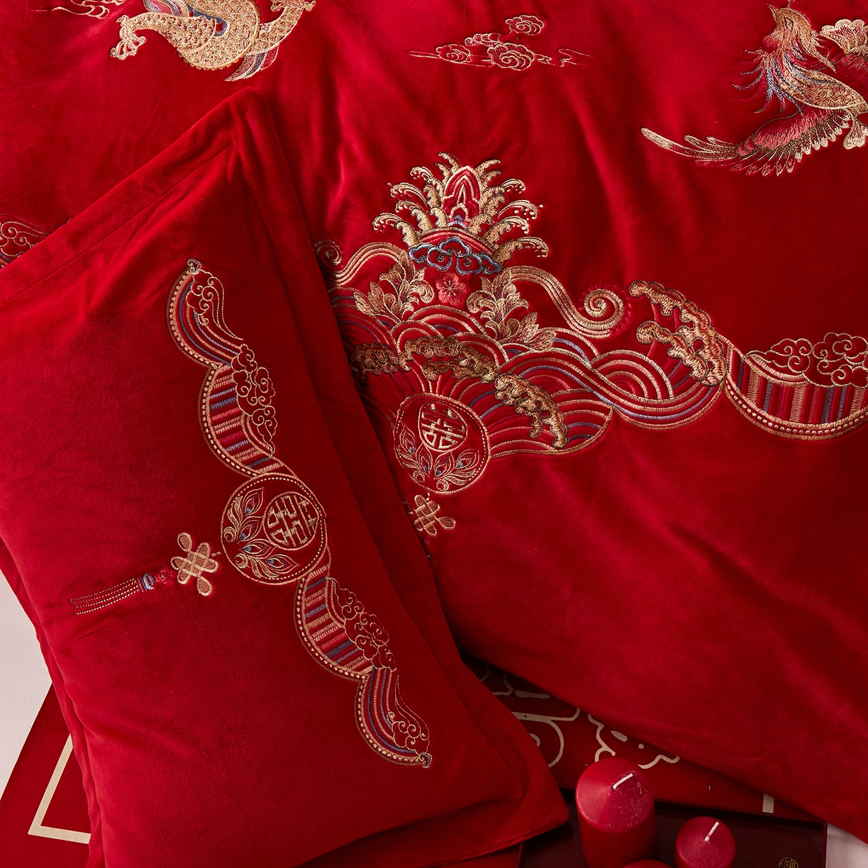 91家纺网 家纺一手货源 找家纺 浩情国际婚庆供货中心 2026新品婚庆加厚全消光牛奶绒四件套系列 龙凤呈祥