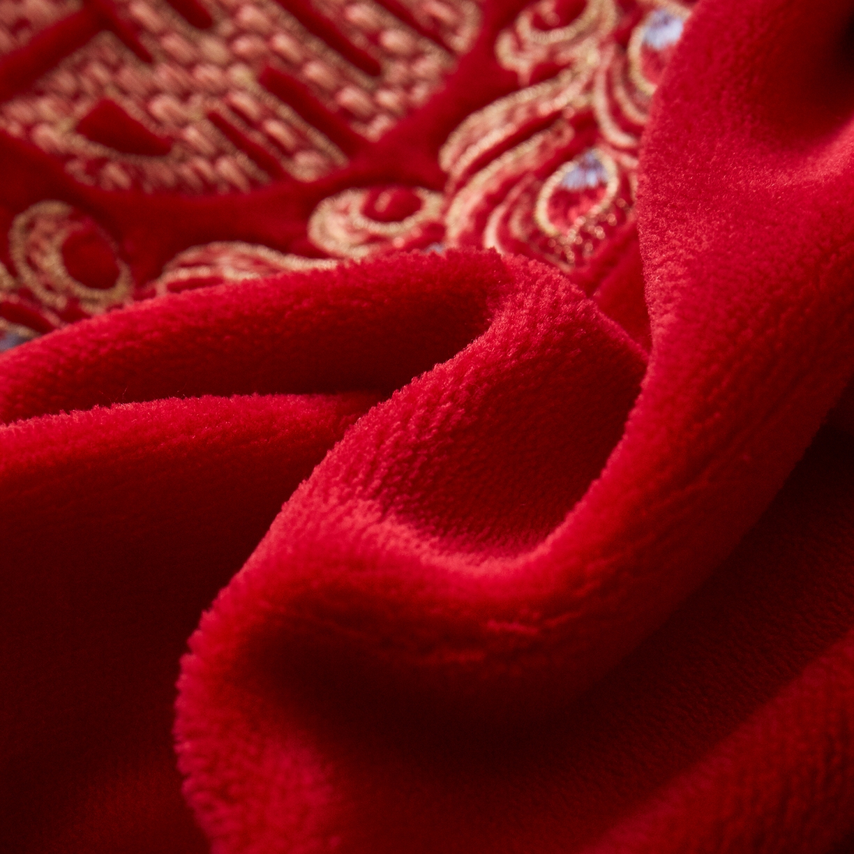 91家纺网 家纺一手货源 找家纺 浩情国际婚庆供货中心 2026新品婚庆加厚全消光牛奶绒四件套系列 龙凤呈祥