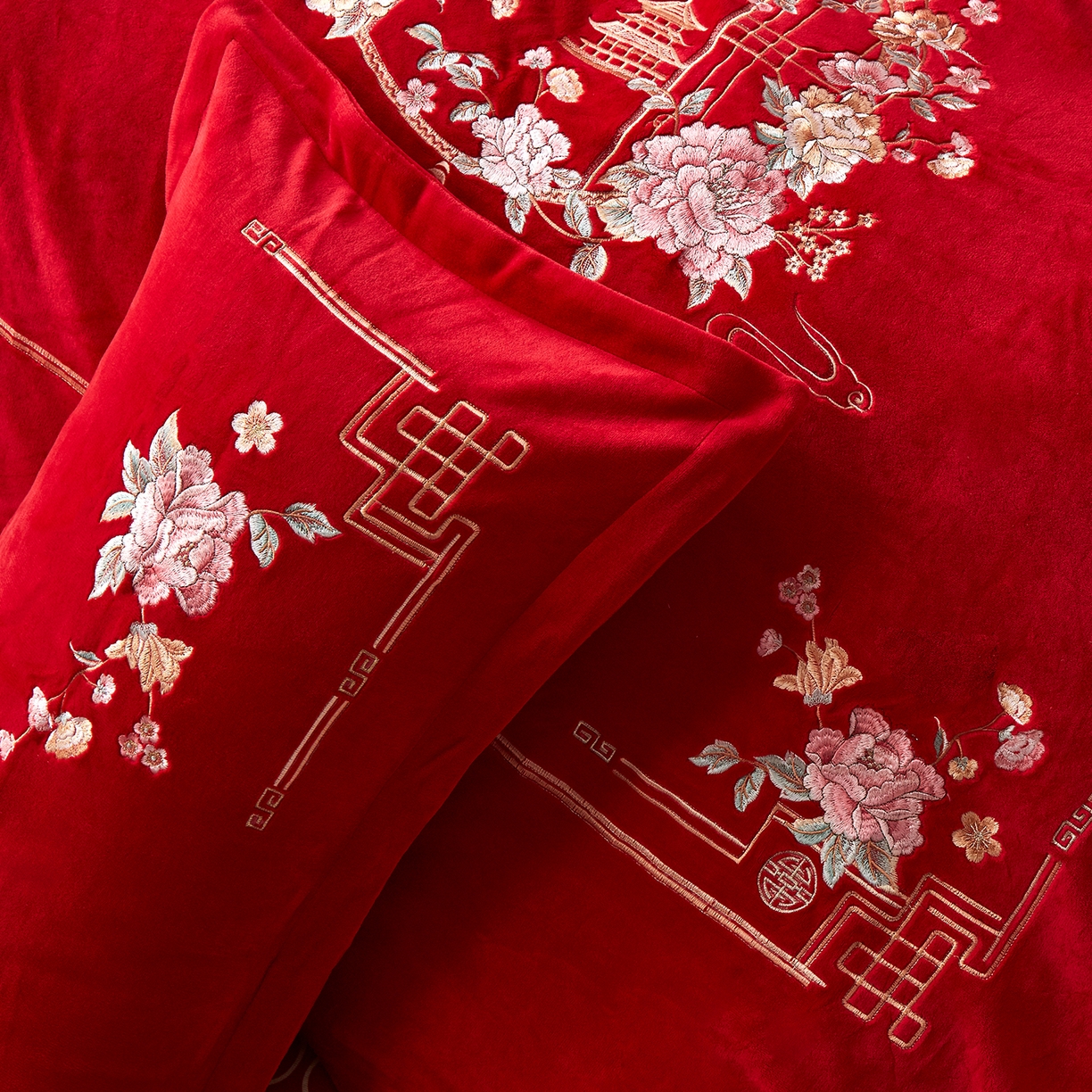 91家纺网 家纺一手货源 找家纺 浩情国际婚庆供货中心 2026新品婚庆加厚全消光牛奶绒四件套系列 富贵满堂