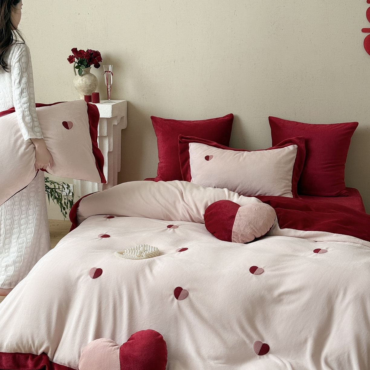 91家纺网 家纺一手货源 找家纺 （总）江涞 2025新款高克重牛奶绒高端毛巾绣四件套-心悦