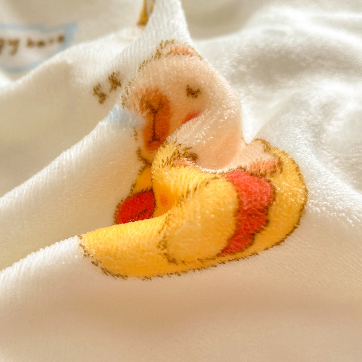 91家纺网 家纺一手货源 找家纺 吉象家纺 2025新款高克重牛奶绒印花被套 小可爱