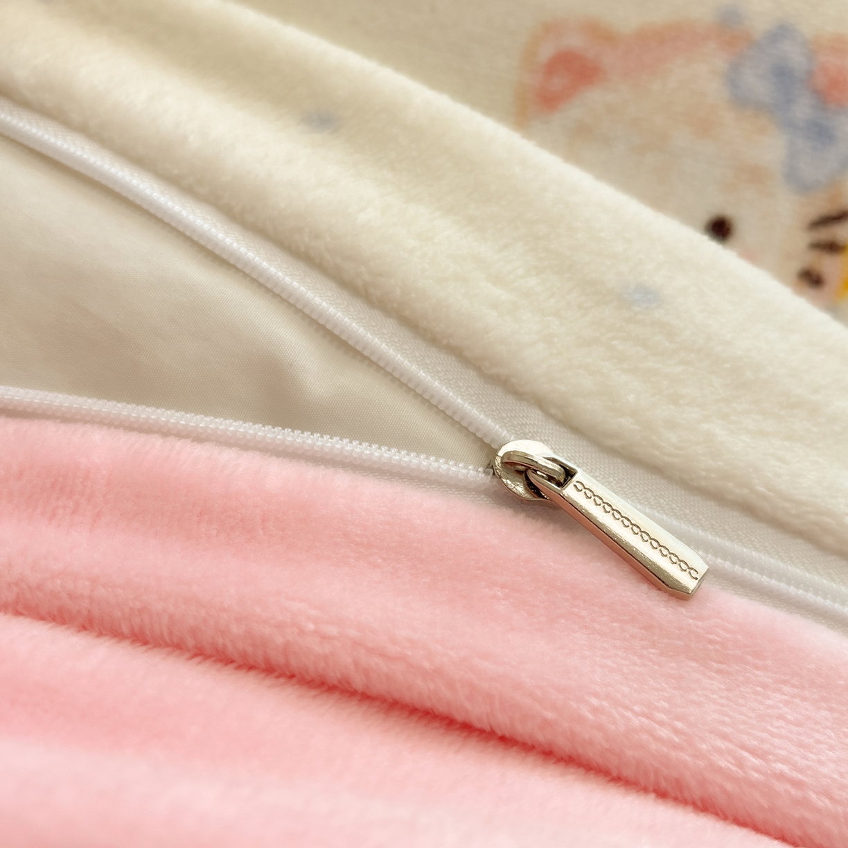 91家纺网 家纺一手货源 找家纺 （总）吉象家纺 2025新款高克重牛奶绒印花被套