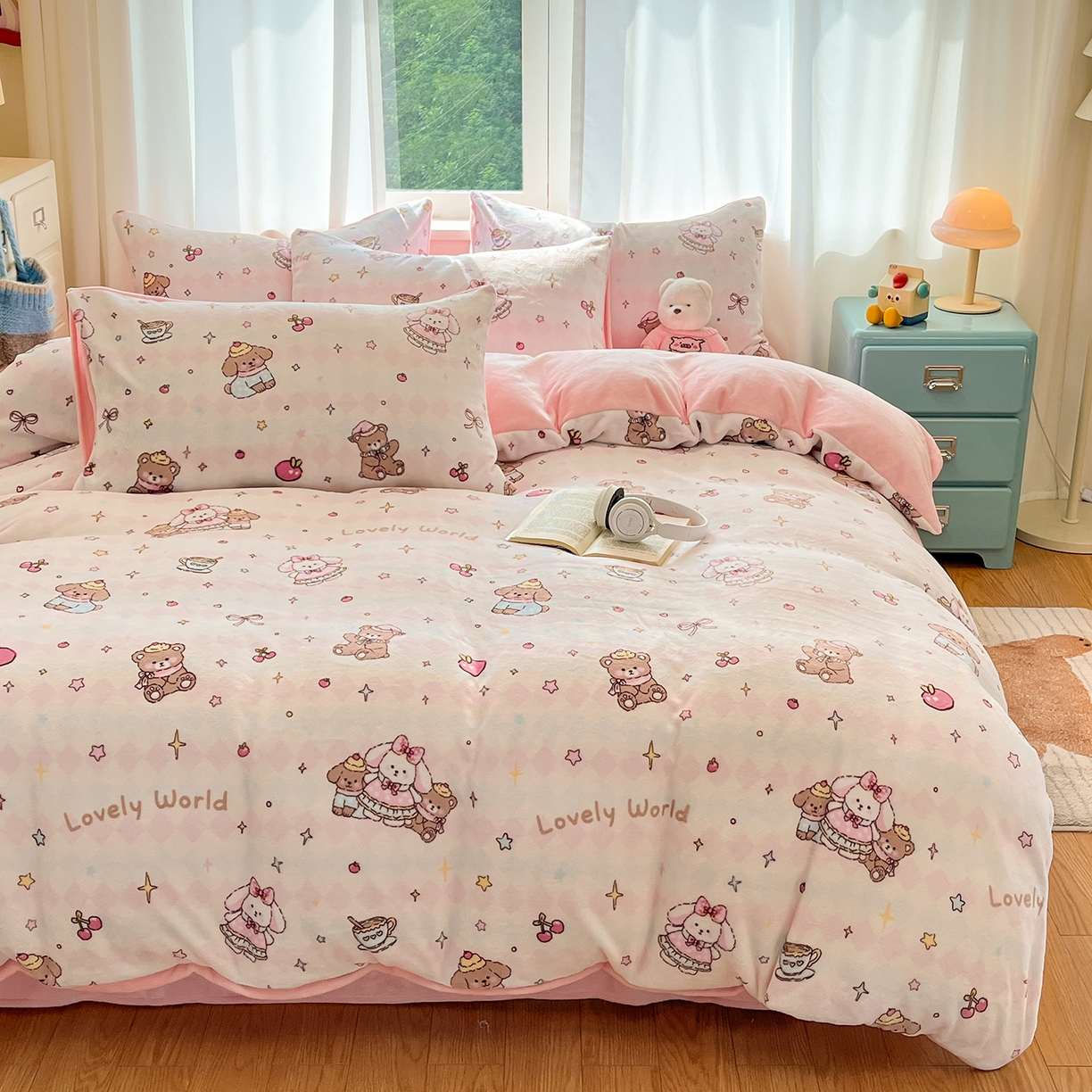 91家纺网 家纺一手货源 找家纺 吉象家纺 2025新款高克重牛奶绒印花被套 星星宠物