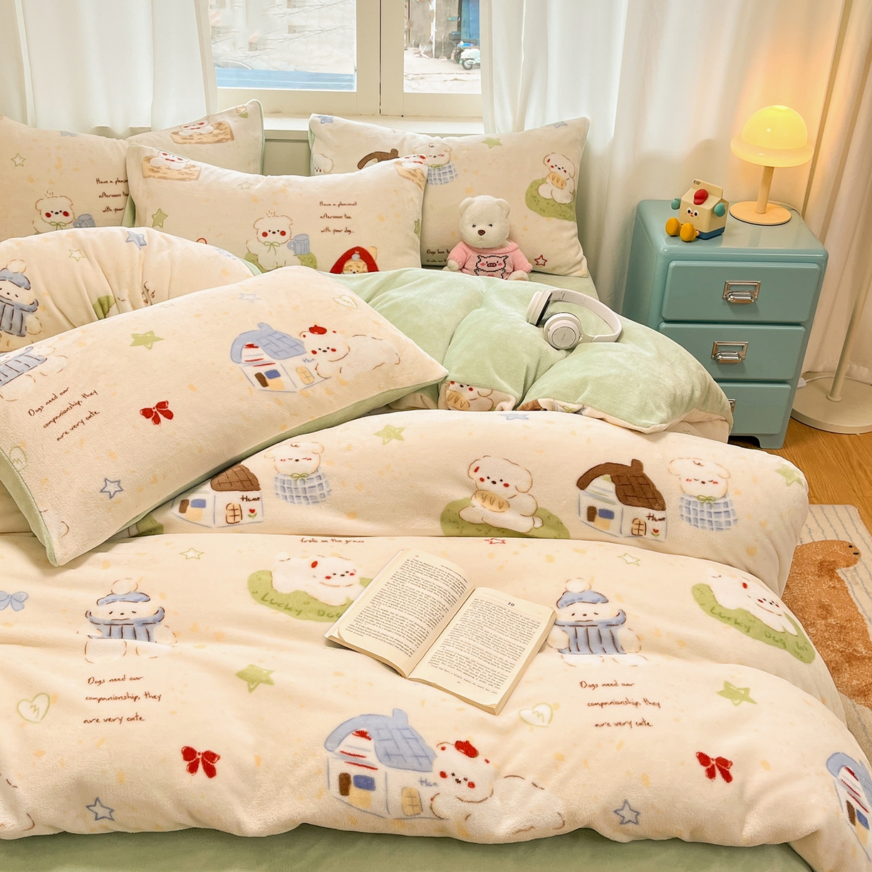 91家纺网 家纺一手货源 找家纺 吉象家纺 2025新款高克重牛奶绒印花被套 奶萌修狗