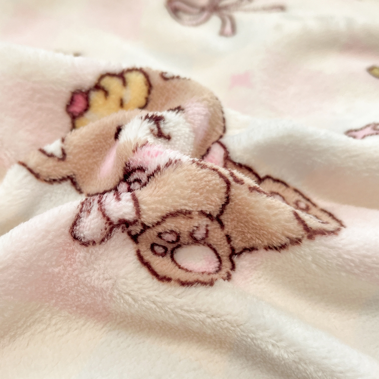 91家纺网 家纺一手货源 找家纺 吉象家纺 2025新款高克重牛奶绒印花被套 星星宠物