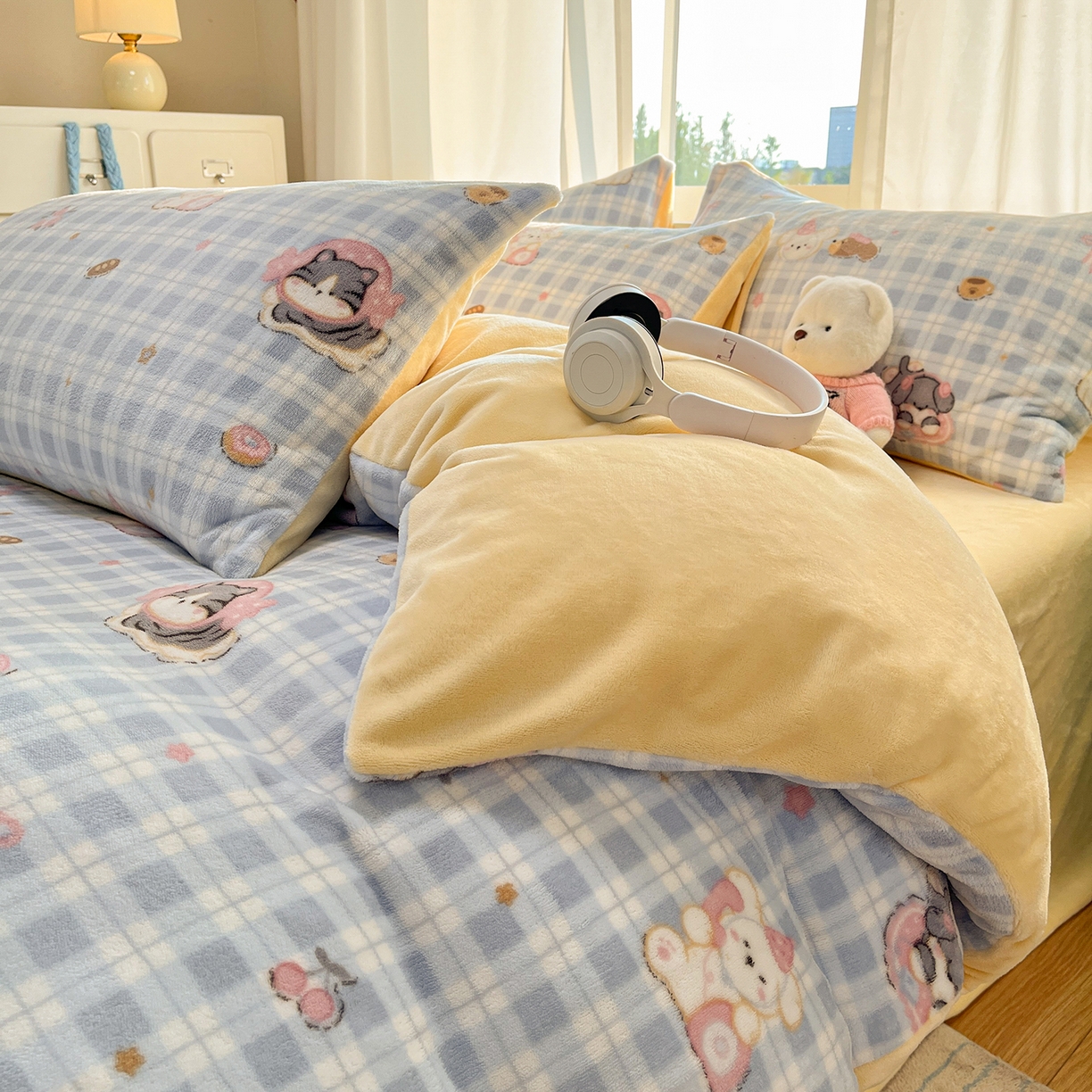 91家纺网 家纺一手货源 找家纺 吉象家纺 2025新款高克重牛奶绒印花被套 宠物派